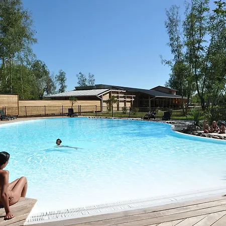 Hotel Le Village Du Lac Caravan Park Bruges